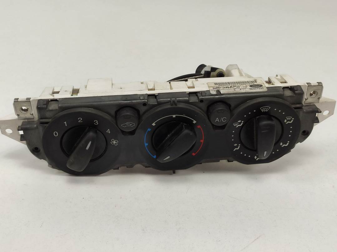 MANDO CALEFACCION / AIRE ACONDICIONADO - 3M5T19980AD - FORD - FOCUS SPORTBREAK (CAP)