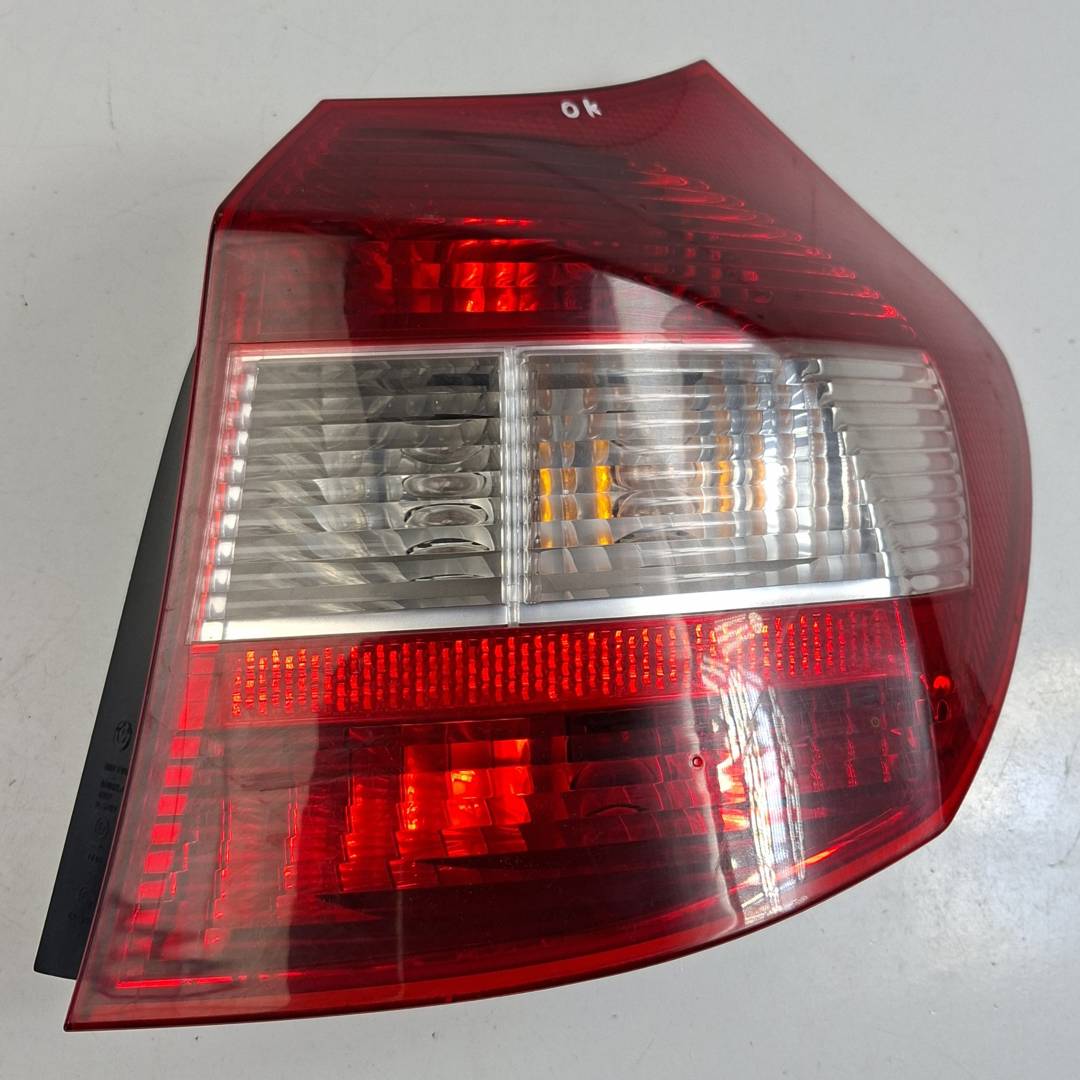 Rückleuchte hinten rechts - 6924502 - BMW - SERIE 1 BERLINA (E81/E87)