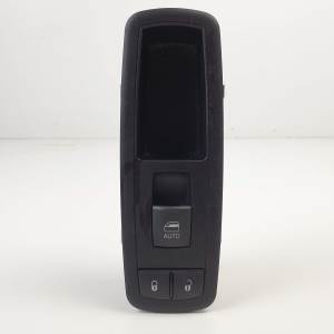 MANDO ELEVALUNAS DELANTERO DERECHO 56046822AD FIAT FREEMONT (345) Autodesguaces Alicante
