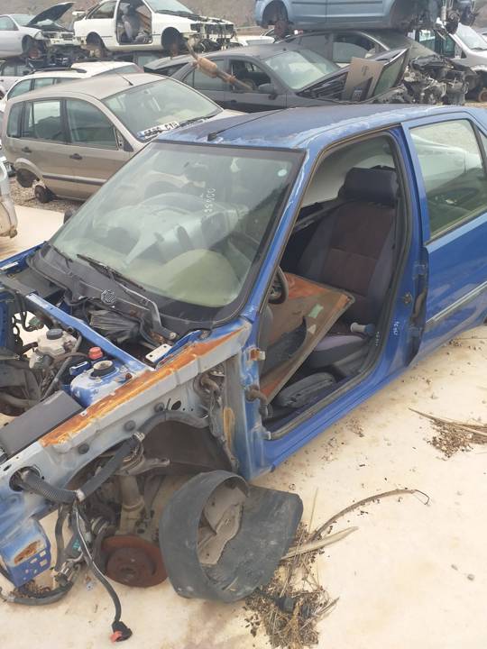 Imagen del vehículo PEUGEOT 106 (S2)