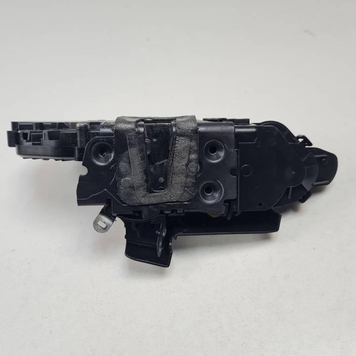 CERRADURA PUERTA DELANTERA DERECHA 6W8A21812GD LAND ROVER RANGE ROVER SPORT (L320) Autodesguaces Alicante