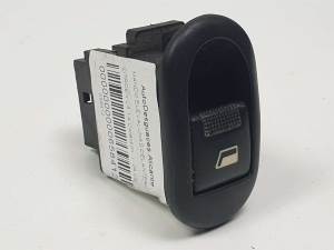 MANDO ELEVALUNAS DELANTERO DERECHO 96605364XT CITROEN C3 Autodesguaces Alicante