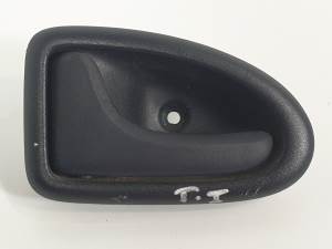 MANETA INTERIOR TRASERA IZQUIERDA RENAULT CLIO II FASE II (B/CB0) Autodesguaces Alicante