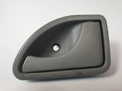 MANETA INTERIOR LATERAL DERECHA 8200247803 RENAULT KANGOO (F/KC) Autodesguaces Alicante
