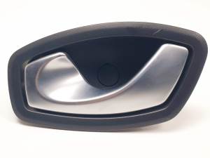 MANETA INTERIOR TRASERA IZQUIERDA 826730001R RENAULT SCENIC III (JZ) Autodesguaces Alicante