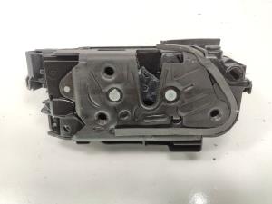 CERRADURA PUERTA TRASERA DERECHA 5TA839016D VOLKSWAGEN T-ROC Autodesguaces Alicante