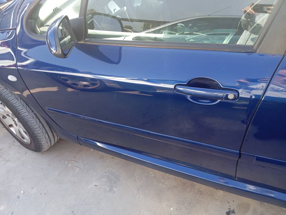 CERRADURA PUERTA DELANTERA IZQUIERDA