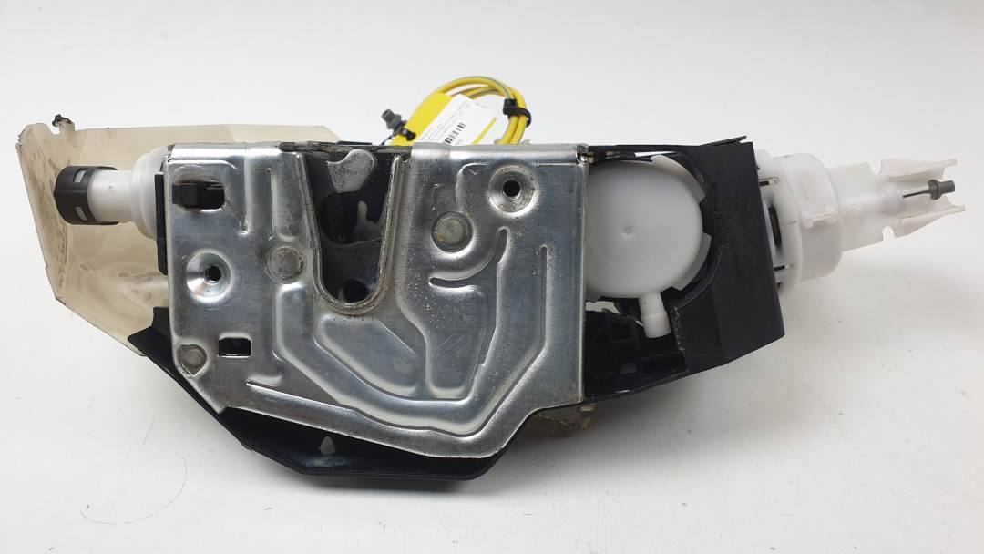 CERRADURA PUERTA TRASERA IZQUIERDA - 2207305735 - MERCEDES - CLASE S (W220) BERLINA