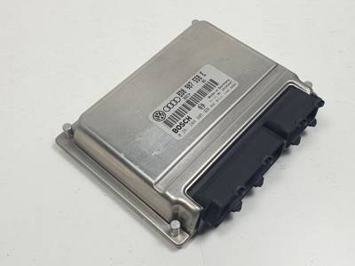 CENTRALITA MOTOR UCE 0261204805 AUDI A4 BERLINA (B5) (8D2) Autodesguaces Alicante