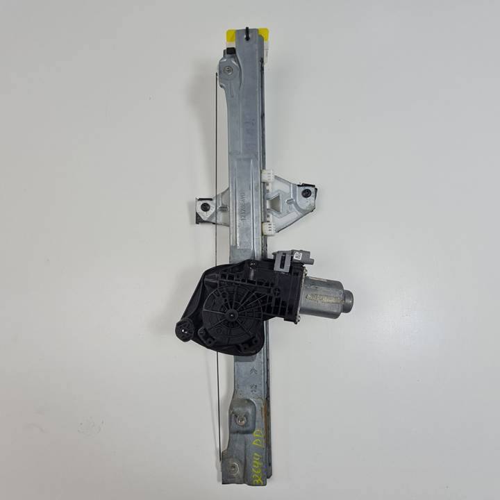 ELEVALUNAS DELANTERO DERECHO 9687205380 CITROEN C4 BERLINA (B7) Autodesguaces Alicante