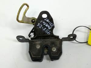 CERRADURA MALETERO / PORTON A43102BE FORD ESCORT CABRIO Autodesguaces Alicante