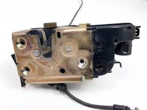 CERRADURA PUERTA DELANTERA DERECHA RENAULT MEGANE II BERLINA 5P Autodesguaces Alicante