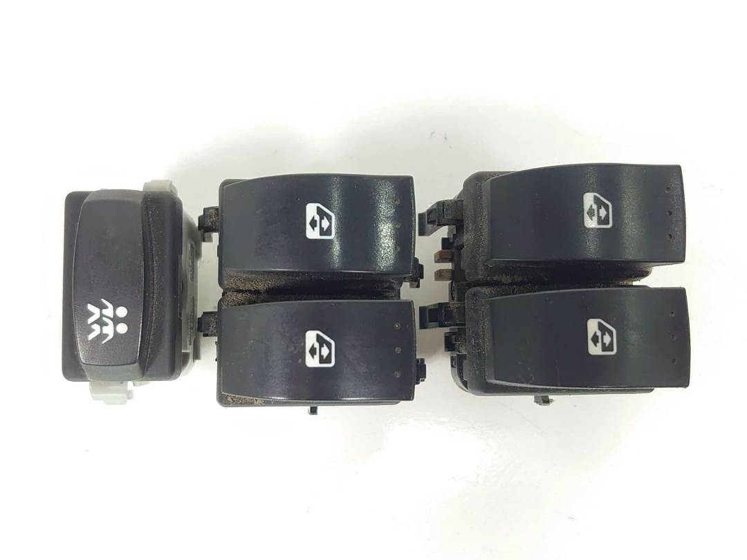 MANDO ELEVALUNAS DELANTERO IZQUIERDO - 156018070 - RENAULT - SCENIC II (X84,JM)