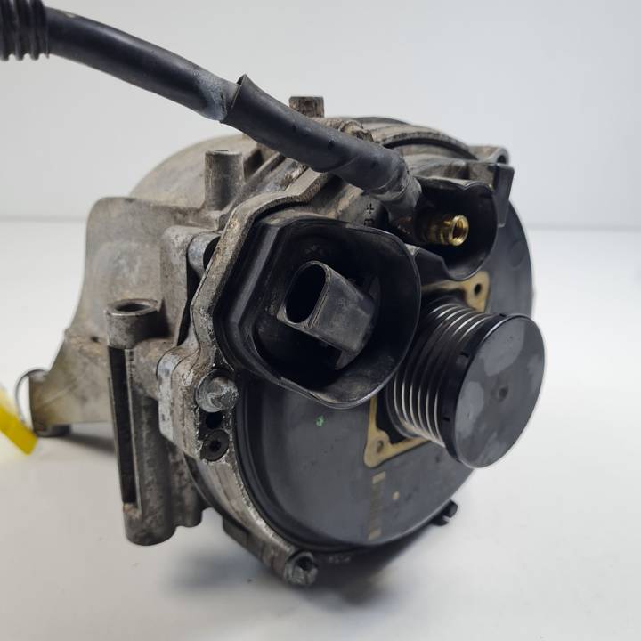 ALTERNADOR A0001500550 MERCEDES CLASE M (W163) Autodesguaces Alicante
