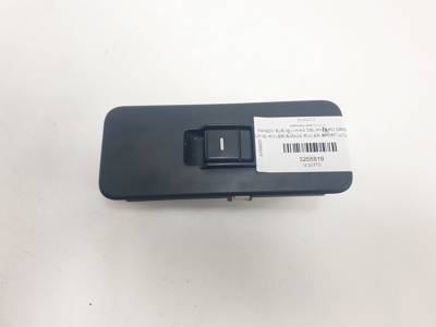 MANDO ELEVALUNAS DELANTERO DERECHO YUB501070PVJ LAND ROVER RANGE ROVER SPORT (L320) Autodesguaces Alicante