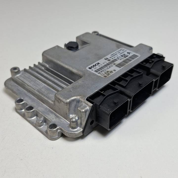 CENTRALITA MOTOR UCE 0281013872 CITROEN C5 BERLINA Autodesguaces Alicante