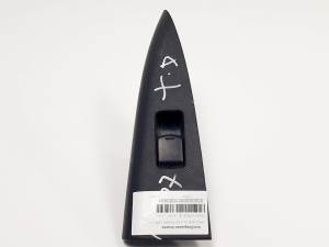 MANDO ELEVALUNAS TRASERO DERECHO 25411ED00B NISSAN NOTE (E11E) Autodesguaces Alicante