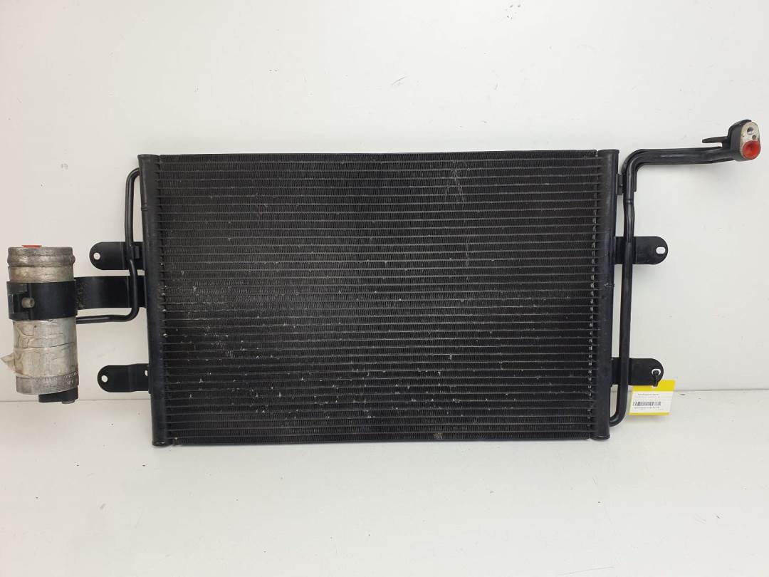 CONDENSADOR / RADIADOR AIRE ACONDICIONADO - 1J0820411D - VOLKSWAGEN - BORA BERLINA (1J2)