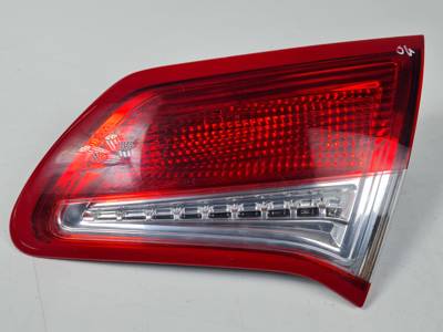 PILOTO TRASERO DERECHO INTERIOR 967215548001 CITROEN C4 BERLINA (B7) Autodesguaces Alicante