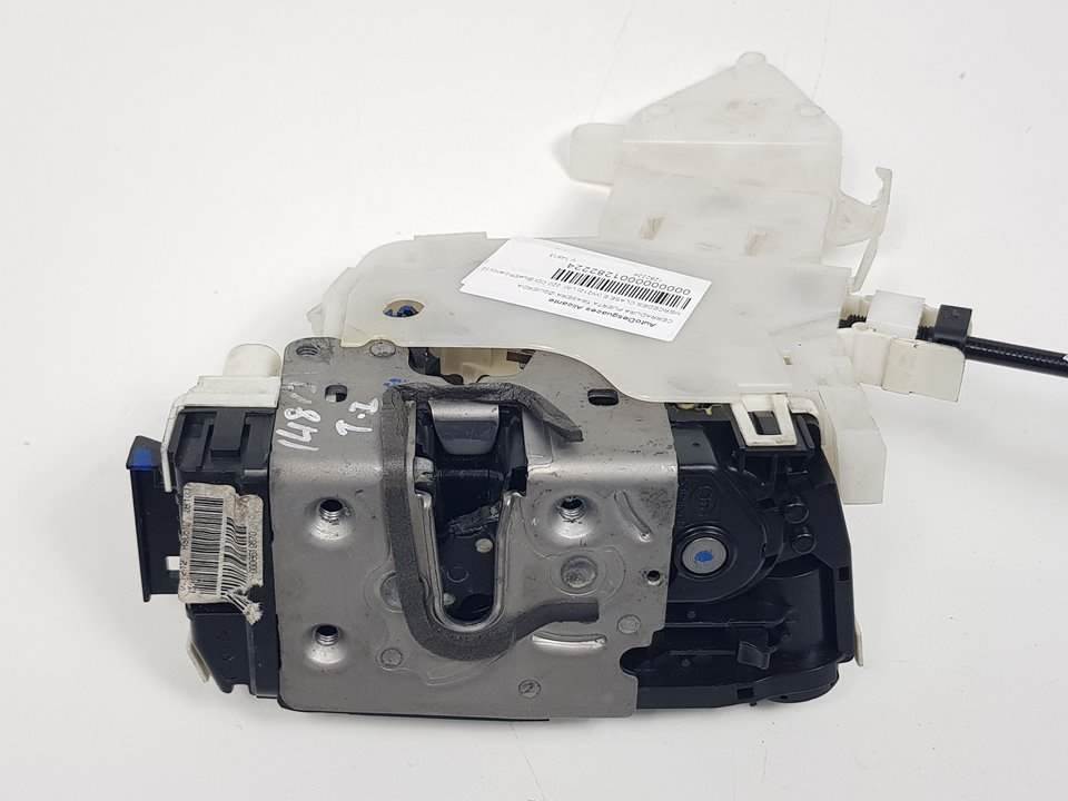 Serrure de porte arrière gauche - A0997300535 - MERCEDES - CLASE E (W212) LIM.