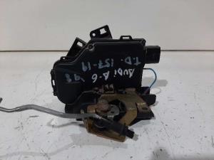 CERRADURA PUERTA TRASERA DERECHA AUDI A6 AVANT (4B5) Autodesguaces Alicante
