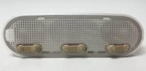 LUZ INTERIOR 8200073234 RENAULT MEGANE II COUPE/CABRIO Autodesguaces Alicante
