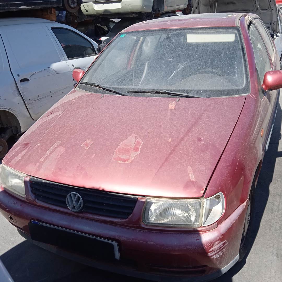 VOLKSWAGEN POLO BERLINA (6N1) (1994 - 1999)