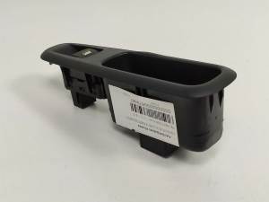 MANDO ELEVALUNAS TRASERO IZQUIERDO 96662297XT PEUGEOT 3008 (T84) Autodesguaces Alicante