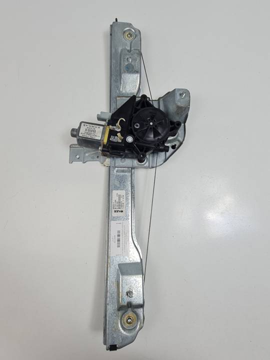 ELEVALUNAS DELANTERO DERECHO 9674254380 PEUGEOT 208 Autodesguaces Alicante
