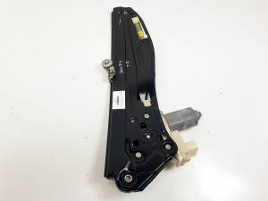 ELEVALUNAS TRASERO IZQUIERDO 7202481E BMW SERIE 7 (F01/F02) Autodesguaces Alicante