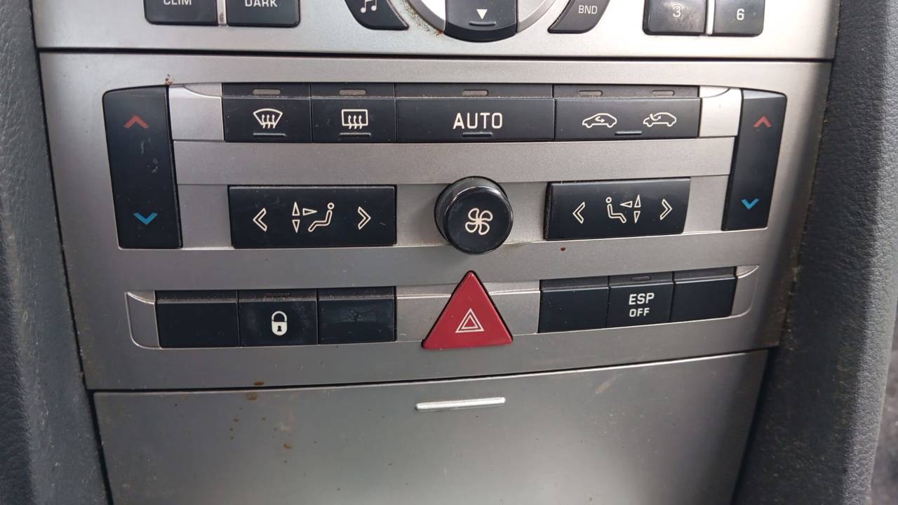SISTEMA AUDIO / RADIO CD