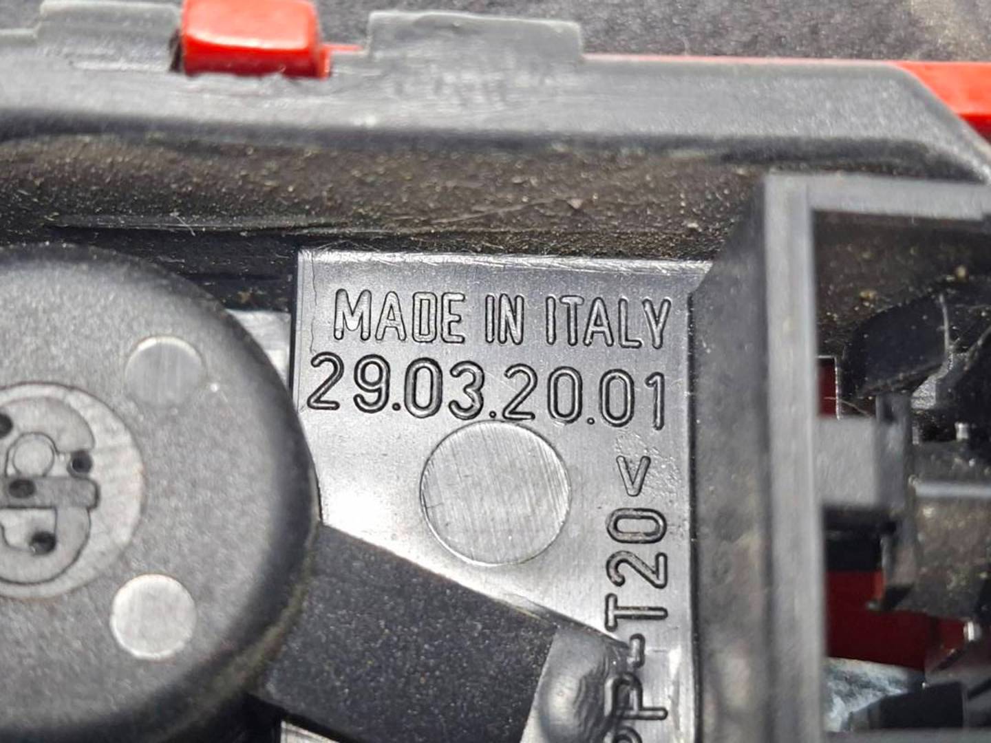 Foto 4 de Piloto Trasero Derecho Alfa Romeo 156 Sportwagon (116) (2000–2005)
