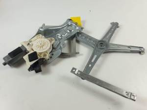 ELEVALUNAS DELANTERO DERECHO 9178986 OPEL VECTRA C BERLINA Autodesguaces Alicante