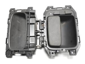 MANETA INTERIOR TRASERA DERECHA MERCEDES SPRINTERII CAJA CERRADA (DESDE 01.06) Autodesguaces Alicante