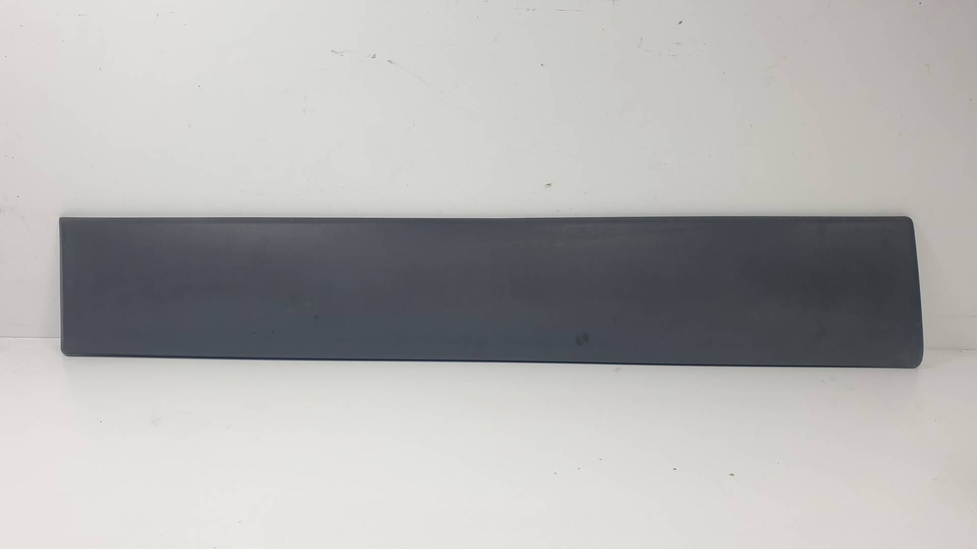 MOLDURA - 8200036089 - RENAULT - TRAFIC CAJA CERRADA (AB 4.01)