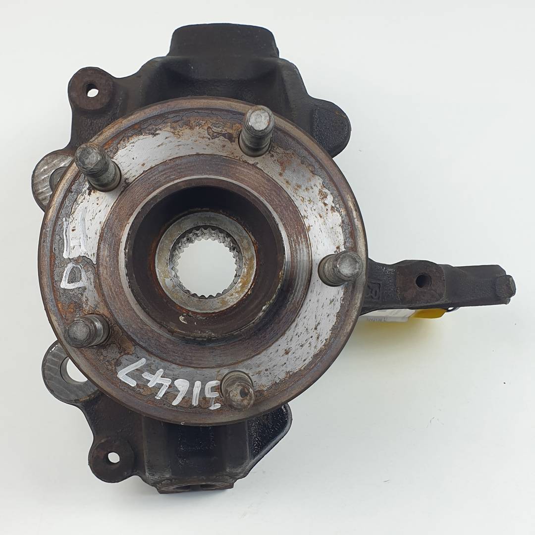 MANGUETA DELANTERA IZQUIERDA - AV613K171 - FORD - FOCUS LIM. (CB8)