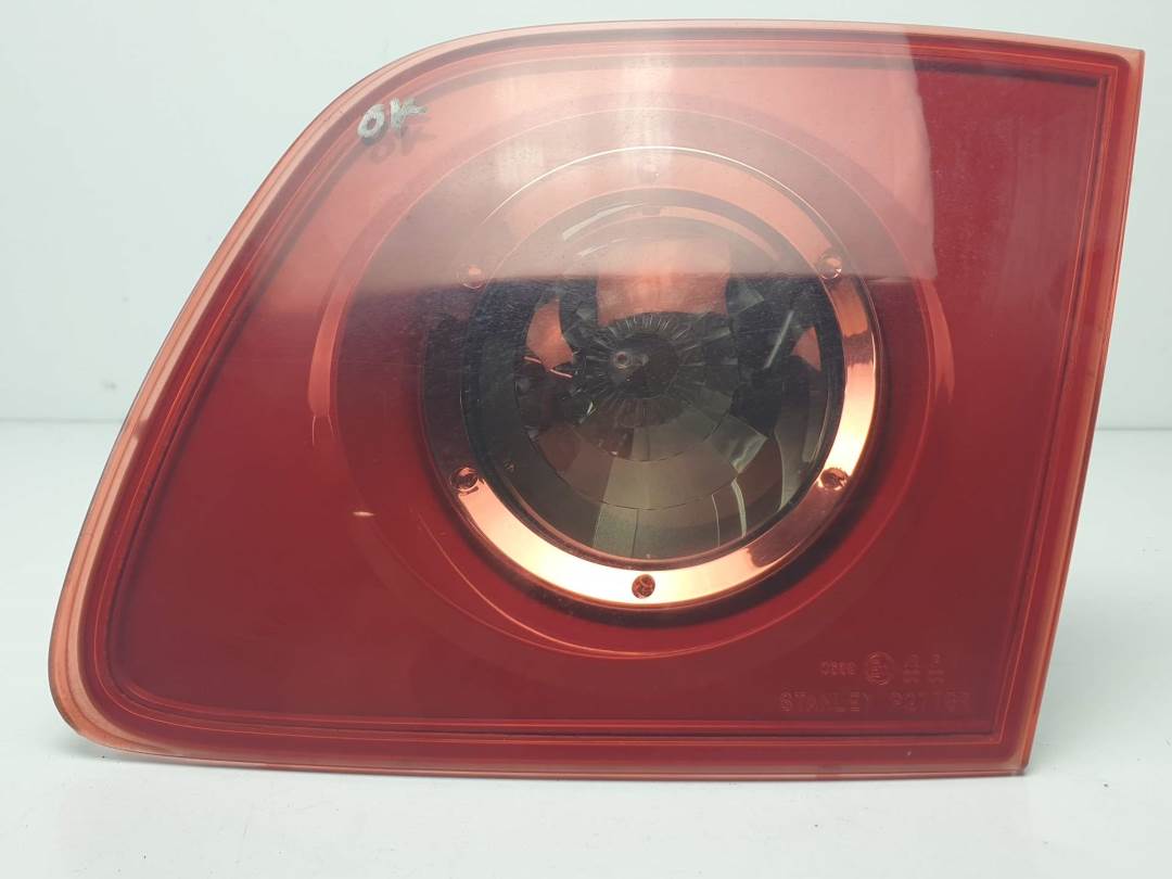 PILOTO TRASERO DERECHO INTERIOR - P2775R - MAZDA - 3 BERLINA (BK)