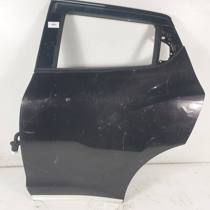 PUERTA TRASERA DERECHA NISSAN JUKE (F15) Autodesguaces Alicante