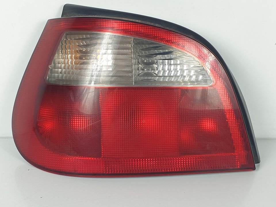 PILOTO TRASERO IZQUIERDO - 7700428320 - RENAULT - MEGANE I FASE 2 BERLINA (BA0)
