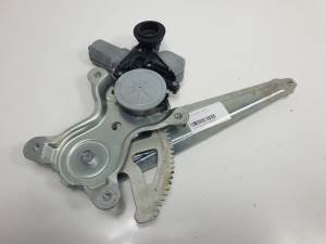 ELEVALUNAS TRASERO DERECHO 8572053100 LEXUS IS Autodesguaces Alicante
