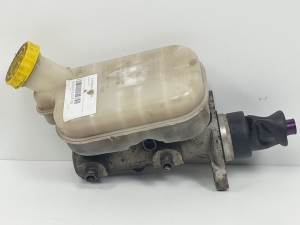 BOMBA FRENO P04721154AB CHRYSLER VOYAGER (RG) Autodesguaces Alicante