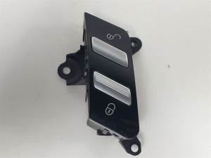 MANDO MULTIFUNCION A2218213051 MERCEDES CLASE S (W221) BERLINA Autodesguaces Alicante