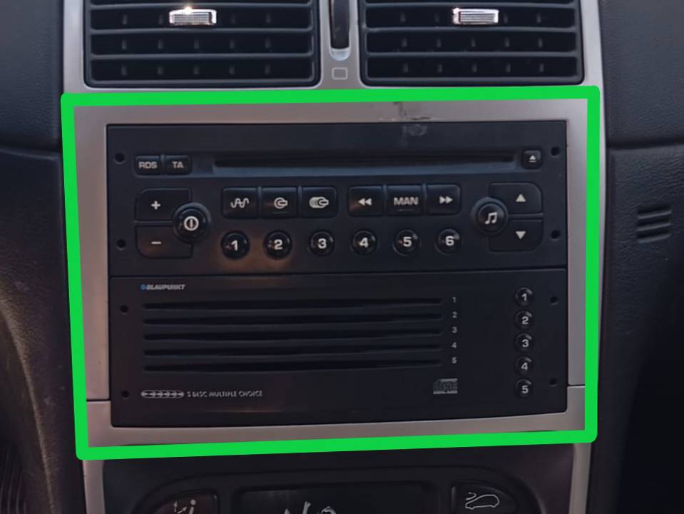 SISTEMA AUDIO / RADIO CD