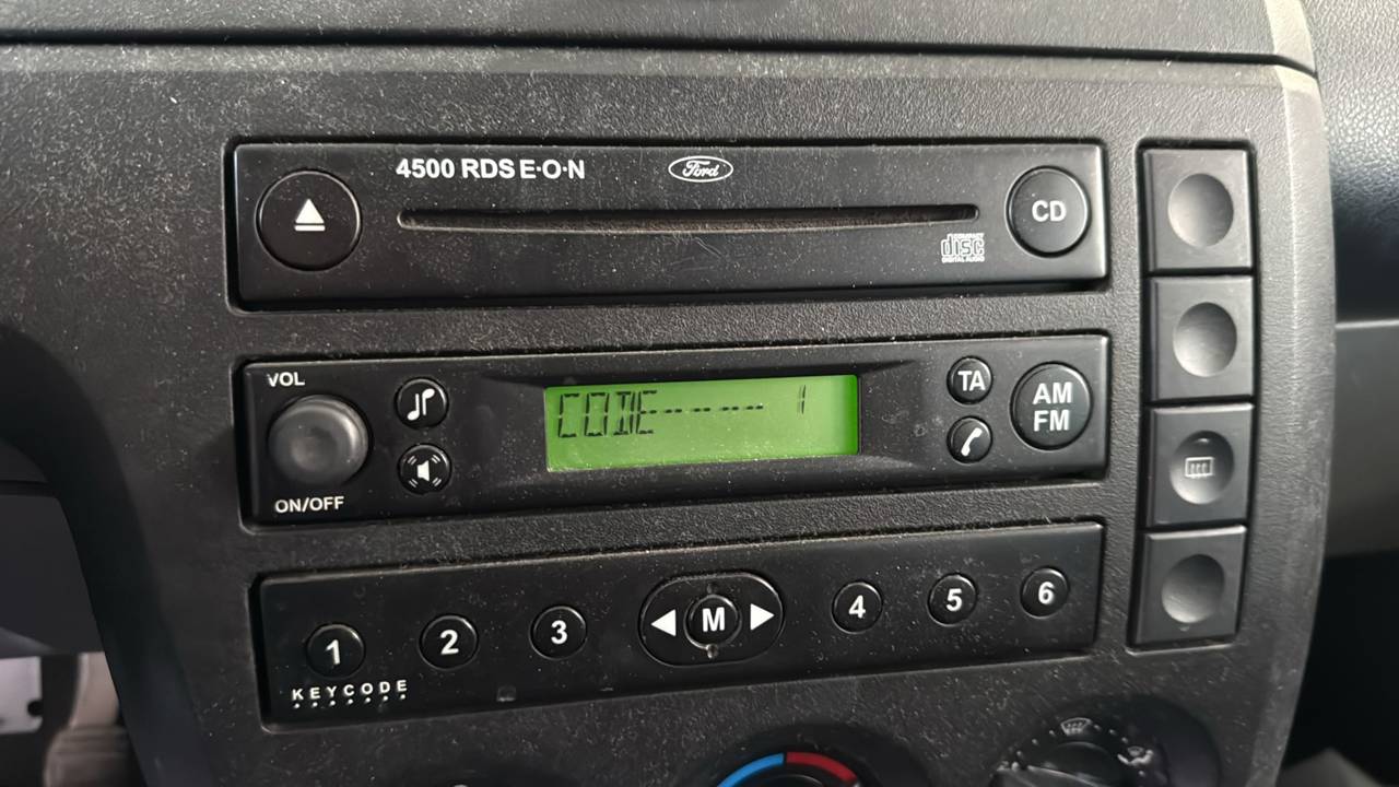 SISTEMA AUDIO / RADIO CD