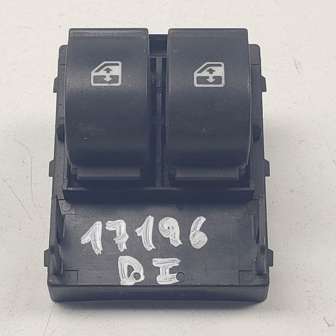 MANDO ELEVALUNAS DELANTERO IZQUIERDO - FIAT - DOBLO II (152)