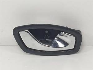 MANETA INTERIOR TRASERA DERECHA 826720001R RENAULT MEGANE III BERLINA 5P Autodesguaces Alicante