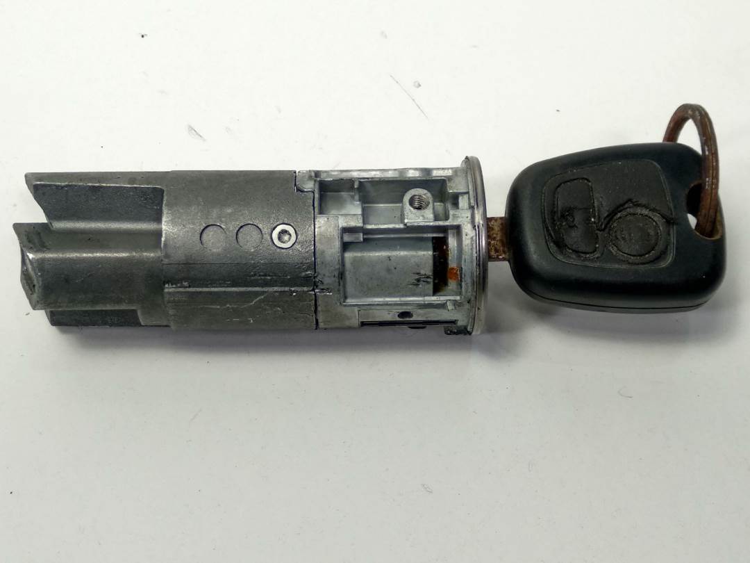 CONMUTADOR DE ARRANQUE - PEUGEOT - 206 CC
