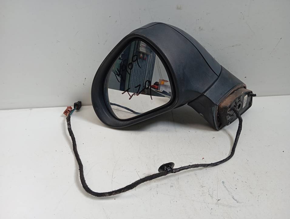 RETROVISOR IZQUIERDO