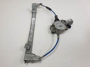 ELEVALUNAS DELANTERO DERECHO 77702580 FIAT BRAVO (182) Autodesguaces Alicante