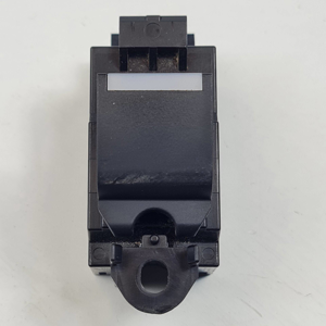 MANDO ELEVALUNAS TRASERO IZQUIERDO LAND ROVER DISCOVERY SPORT Autodesguaces Alicante